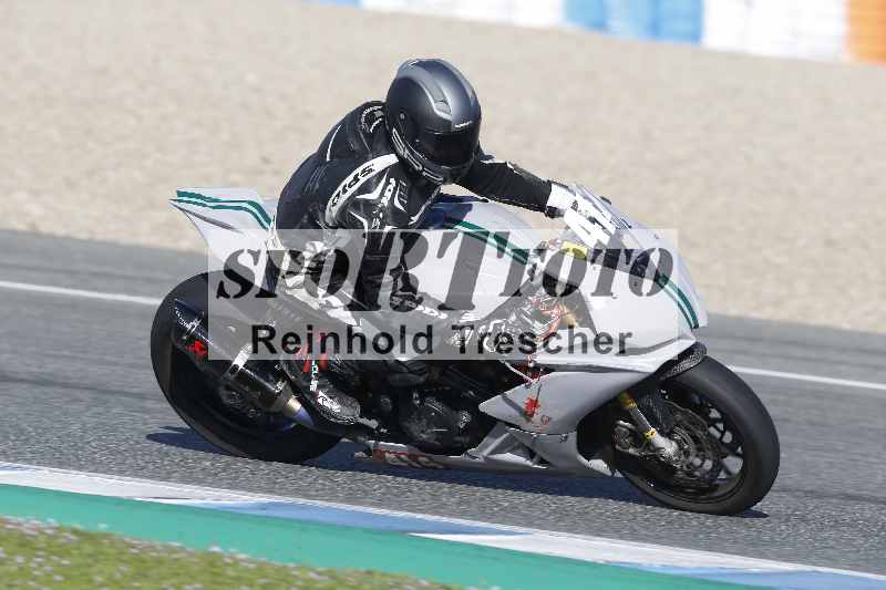 Archiv-2025/02 28.-31.01.2025 Moto Center Thun Jerez/gruen-green/414